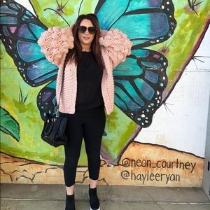 Oversized Haute Rouge pink sweater